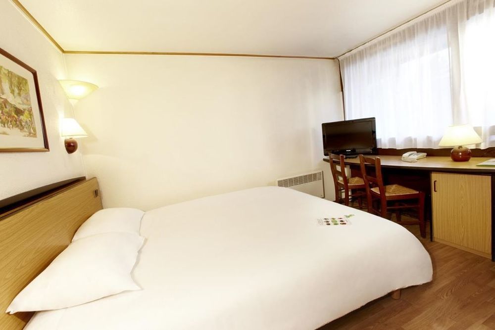 Hotel Campanile Le Mans - Arnage Zimmer foto