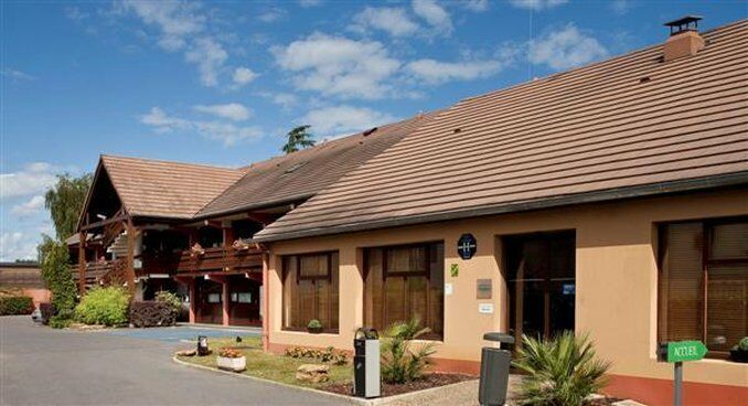 Hotel Campanile Le Mans - Arnage Exterior foto