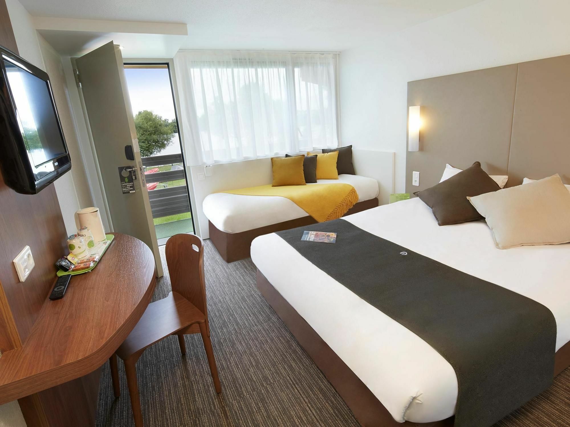 Hotel Campanile Le Mans - Arnage Exterior foto